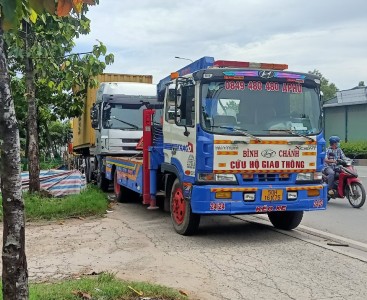 CHỞ XE ÔTÔ